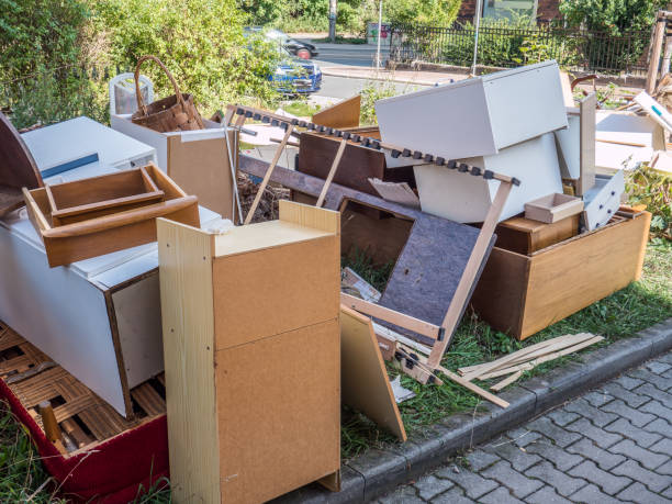 Best Professional Junk Removal  in Warren, OR